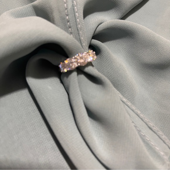925 Moissanite Ring - Picture 3 of 5